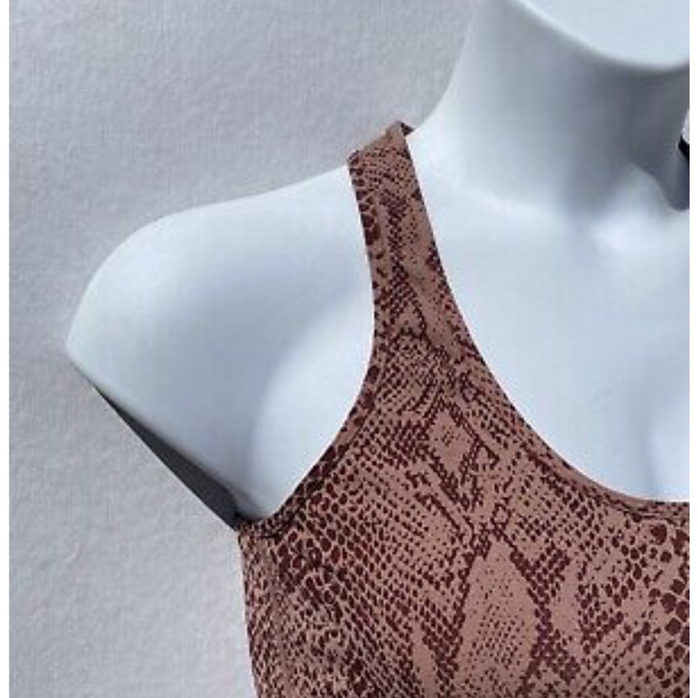 Lululemon Snakeskin Racerback Top large - Picture 6 of 6
